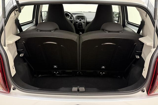 Peugeot 108 1.0 e-VTi Active 72 PK | Handgeschakeld | 5-Deurs | Airco | Elektrische ramen | Radio | Bluetooth | USB | AUX | Centrale deurvergrendeling | 1e eigenaar