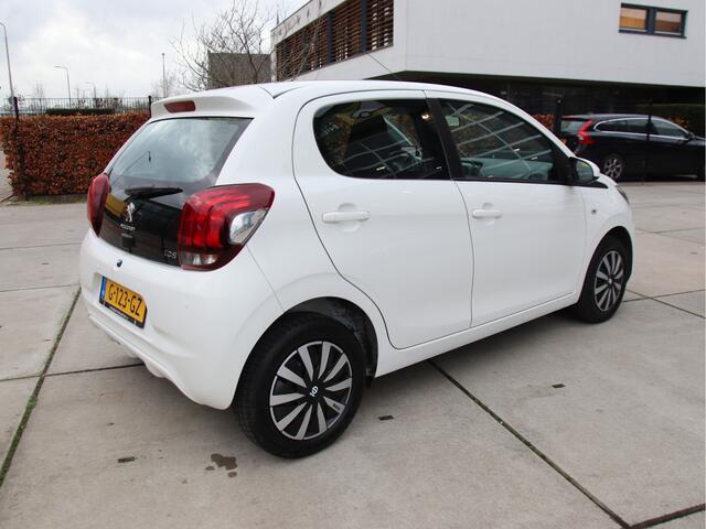 Peugeot 108 1.0 e-VTi Active Navi, PDC, Airco, 5drs, NL auto Navi, PDC, Airco, 5drs, NL auto