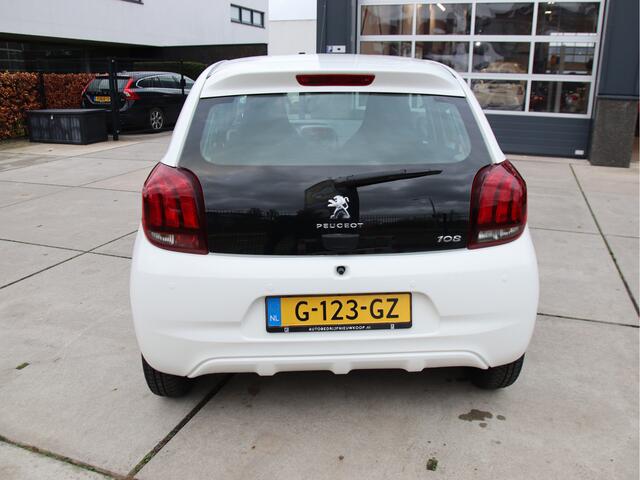 Peugeot 108 1.0 e-VTi Active Navi, PDC, Airco, 5drs, NL auto Navi, PDC, Airco, 5drs, NL auto