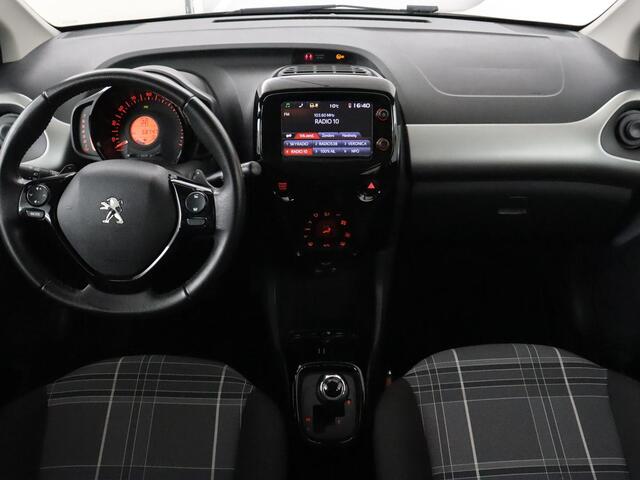 Peugeot 108 1.0 VTi Allure | 58.700km NAP | Camera | Climate control | Elektrische ramen | Bluetooth | Centrale vergrendeling | LED | Getint glas