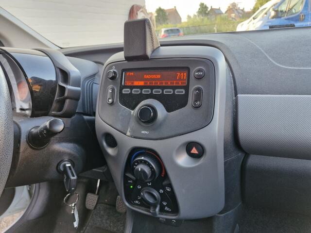 Peugeot 108 1.0 e-VTi Active | Pack Premium | Airco | Bluetooth