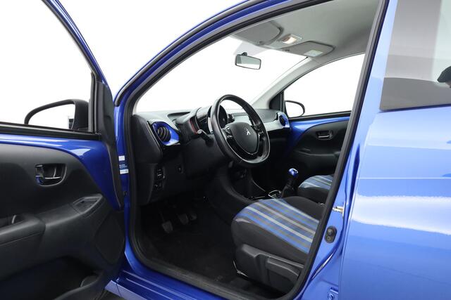 Peugeot 108 1.0 e-VTi 72 PK Allure | Orig. NL | Camera | Nav | Climate | Bluetooth | Keyless | DAB | LED | V