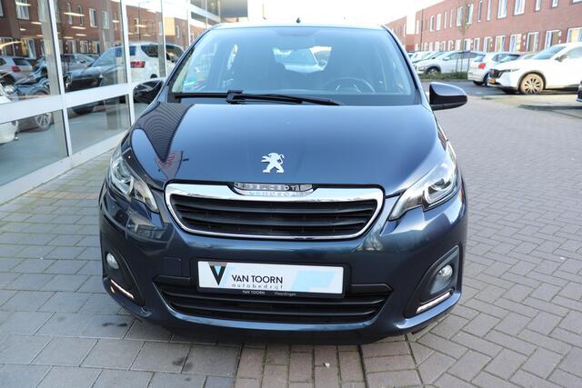Peugeot 108 1.0 e-VTi Active Automaat. Trekhaak voor fietsendrager, cruise controle.