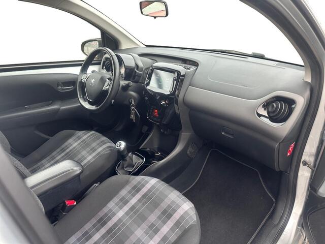 Peugeot 108 1.0 e-VTi Allure | CLIMATE | TWO-TONE LAK | TOP STAAT | 12 MAANDEN BOVAG GARANTIE |