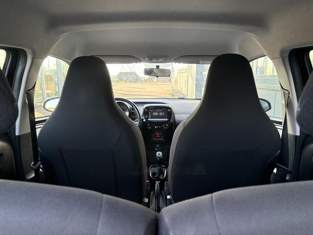 Peugeot 108 1.0 e-VTi Allure 5-drs. KEYLESS/CAMERA/CLIMA/CARPLAY/LIMITER