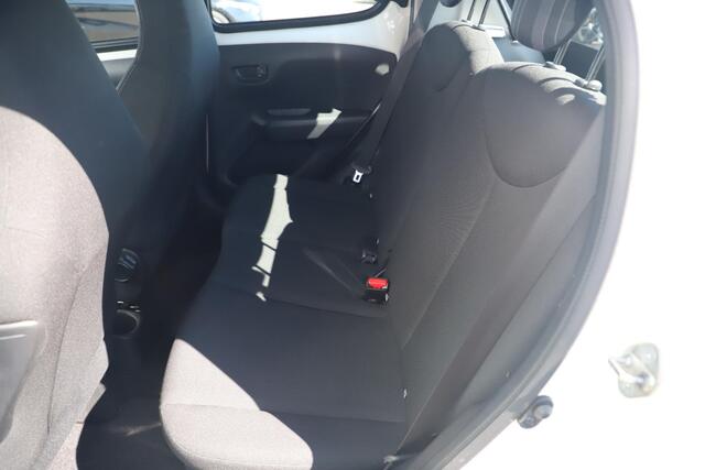 Peugeot 108 1.0 e-VTi Active Airco Radio Bluetooth Elektrische Ramen