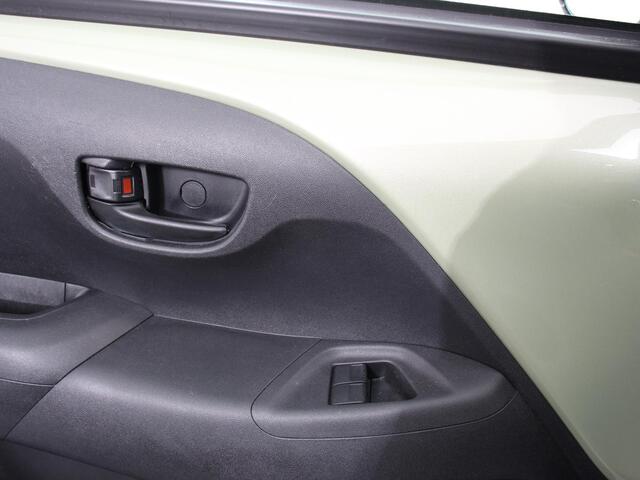 Peugeot 108 1.0 e-VTi Style | Navigatie | Android Auto | Airco | Camera | Stoelverwarming | Extra Getint Glas | 5 drs