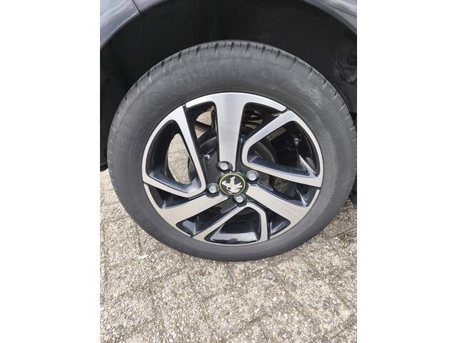Peugeot 108 Allure 1.0 e-VTi 72, NL auto, dealer onderhouden, 1 eigenaar