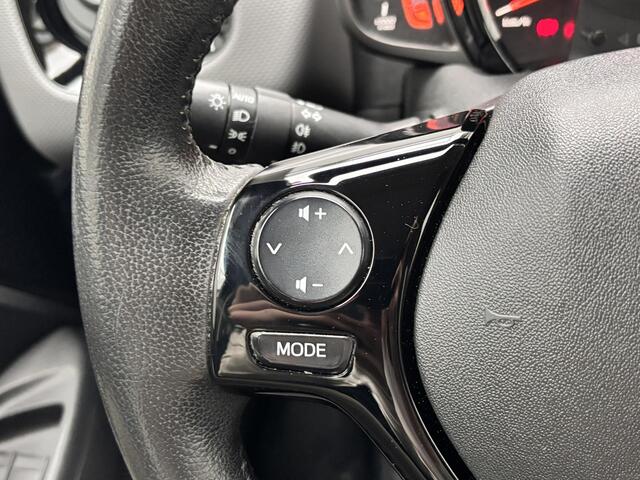 Peugeot 108 5-deurs Allure 1.0 e-VTi 72pk | CLIMA | LM-VELGEN | CAMERA | APPLE CARPLAY / ANDROID AUTO | KEYLESS | ISOFIX |