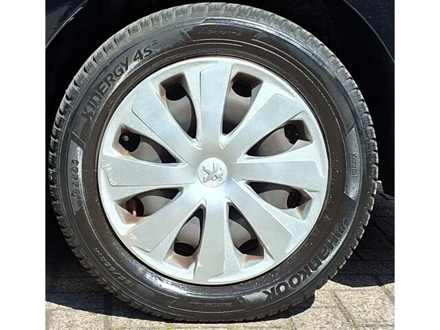 Peugeot 108 1.0 e-VTi Active, Dealer onderhouden, Bluetooth, NAP, All season