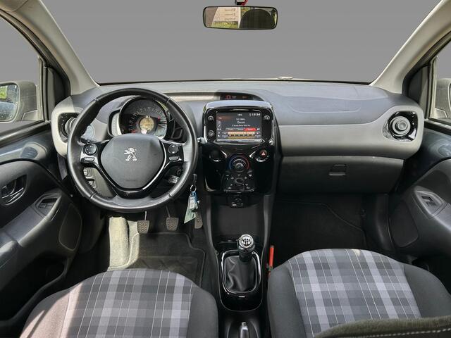 Peugeot 108 1.0 e-VTi Allure 68pk - Navi - Carplay - Airco - LM velgen - Rijklaar
