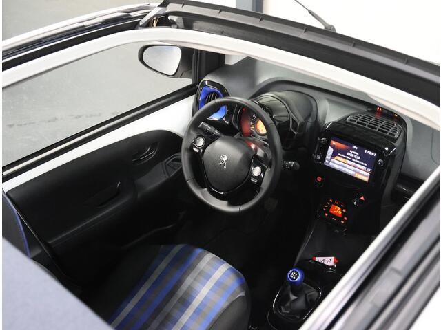 Peugeot 108 1.0 e-VTi Allure TOP! | 1ste eigenaar | Vouwdak/Cabrio | AppleCarplay/AndroidAuto | Climate Control | Camera | Keyless | Bluetooth | LED | Start/Stop Systeem | Buitenspiegels elektrisch verstel -en verwarmbaar | 15"LMV | Isofix | Privacy Glass |