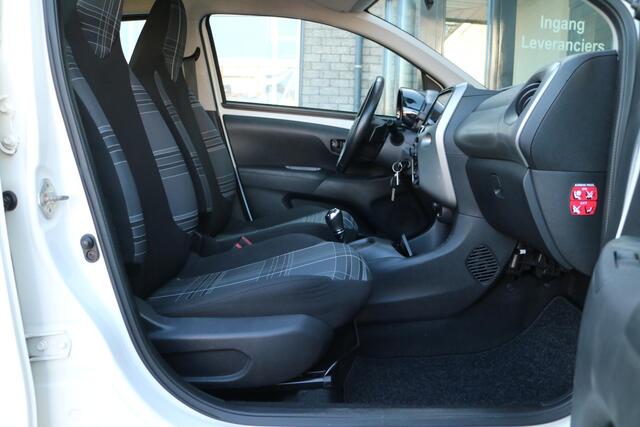 Peugeot 108 1.0 e-VTi Active | Automaat | Carplay | Goed onderhouden! |