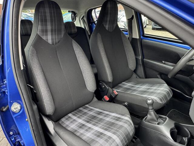 Peugeot 108 1.0 E-VTI ACTIVE 5-DEURS BLUETOOTH/NL-AUTO/1E EIG. 5-DEURS BLUETOOTH/NL-AUTO/1E EIG.