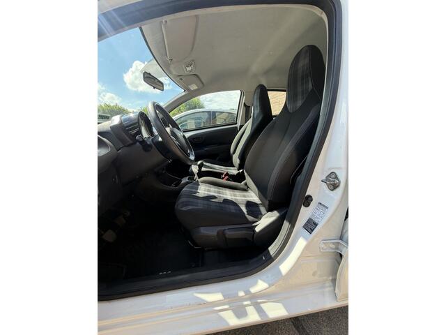 Peugeot 108 1.0 e-VTi Active Airco/5DRS/LED/NAP