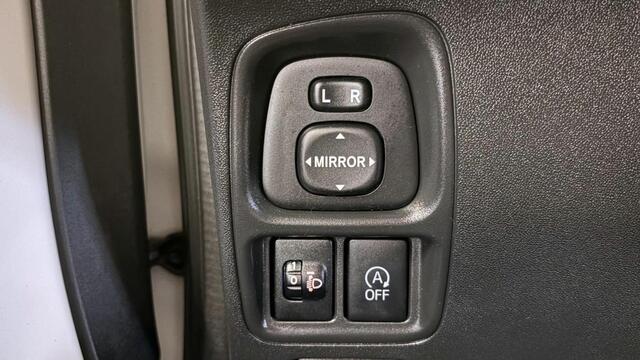 Peugeot 108 1.0 e-VTi Allure | Navi | Clima | Camera