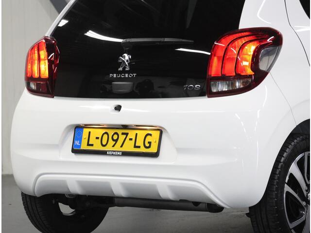 Peugeot 108 1.0 72PK Allure Top! | 1ste eigenaar | Vouwdak/Cabrio | AppleCarplay/AndroidAuto | Climate Control | Camera | Bluetooth | LED | Start/Stop Systeem | Buitenspiegels elektrisch verstel -en verwarmbaar | 15"LMV | Isofix | Privacy Glass |