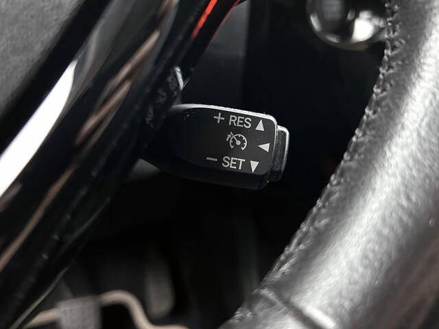 Peugeot 108 72pk Roland Garros TOP! | Rijklaar | Climate Control | Achteruitrijcamera | Keyless |