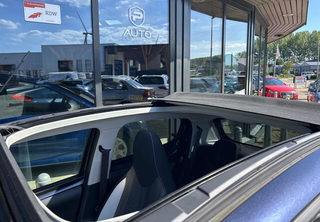 Peugeot 108 1.0 e-VTi Allure TOP! | Cabrio Dak | 2e Eigenaar | NL AUTO | NAP | Onderhoudshistorie | Airco | 5 Deurs | 2 Sleutels | Getint Glas |