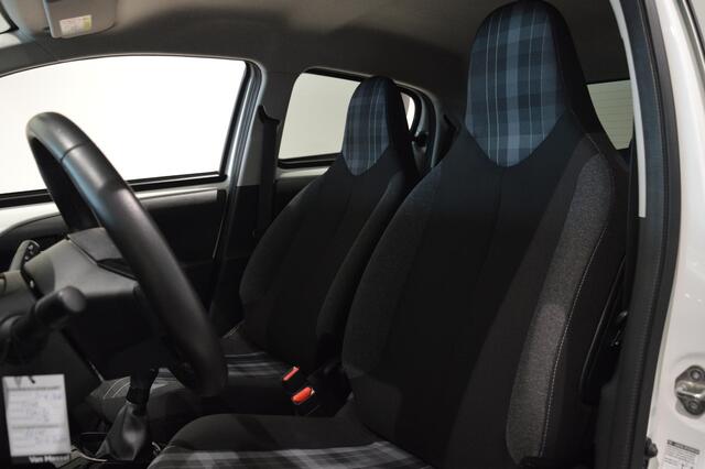 Peugeot 108 1.0 e-VTi Allure Groot scherm en camera