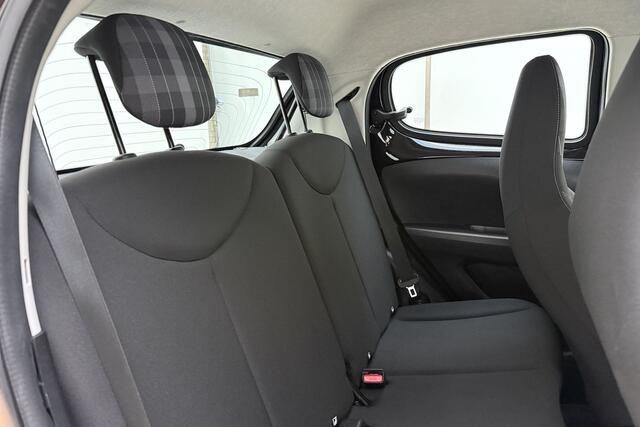 Peugeot 108 1.0 e-VTi Blue Lease | Elek. ramen | Airco | Stuurbediening | Centrale deurvergrendeling |