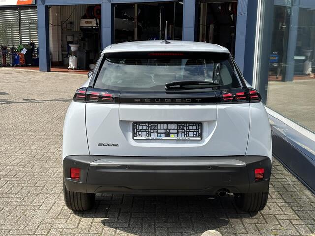 Peugeot 2008 1.2 Turbo 100 PK Active | Demo Auto van 2024 | Nieuwste Model | Stoelverwarming | Navigatie via Telefoon | Apple Carplay - Android Auto Draadloos | LED Verlichting | Multifunctioneel Stuurwiel | Parkeersensoren | Climate Control | Cruise Control |