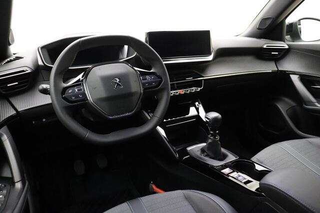 Peugeot 2008 1.2 PureTech Allure Pack 100 PK | Handgeschakeld | Camera | Parkeersensor | Airco | Cruise Control | Navigatie | Vooraad | 1e eigenaar