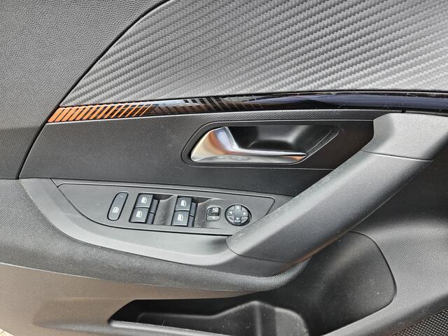 Peugeot 2008 1.2 PureTech Active Pack Navigatie | Airco-Ecc | Cruise | LM-Velgen | PDC | Camera ( Vestiging - Vianen Tel: 0347-371248 )