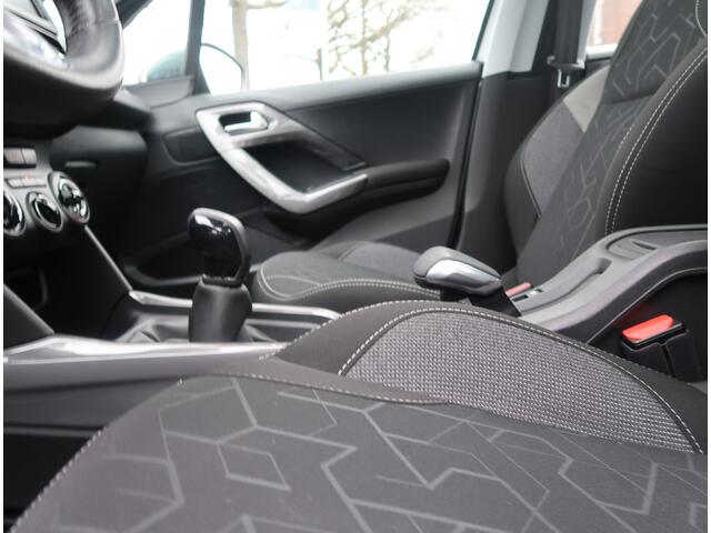 Peugeot 2008 * Panoramadak * Airco * Cuise Control * Logische Kilometer Autopas aanwezig * Vingerhoets; Vierde Generatie Eersteklas Service !