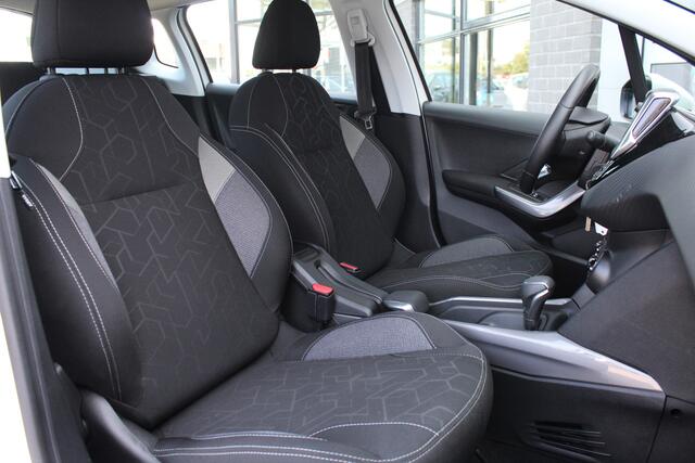 Peugeot 2008 1.2 PureTech Active / Automaat / Carplay / Cruise / N.A.P.