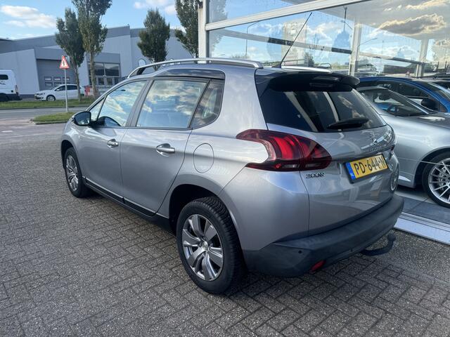 Peugeot 2008 1.2 PureTech Blue Lion | 2e eigenaar | NAP | Panoramadak | Carplay | Airco | Cruise control | Trekhaak | Navigatie |