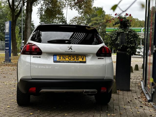 Peugeot 2008 1.2 PureTech GT-line | Navigatie | Panodak | Climate Control | Cruise Control | LM velgen