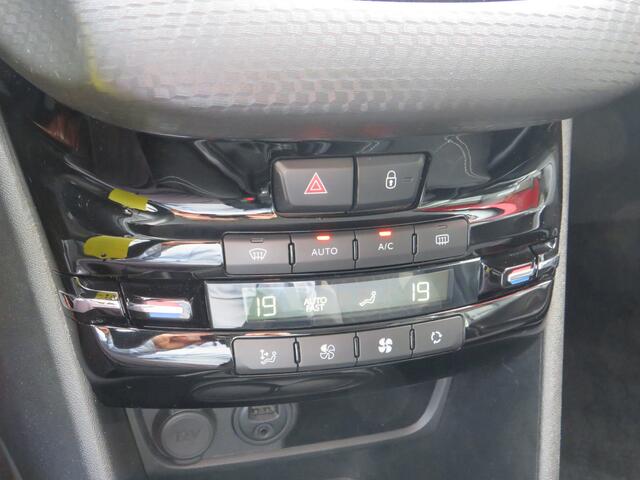 Peugeot 2008 1.2 PureTech Allure| 110-PK | Clima-Airco | Navigatie | Trekhaak | Incl. 6 mnd garantie| Parkeersensoren |