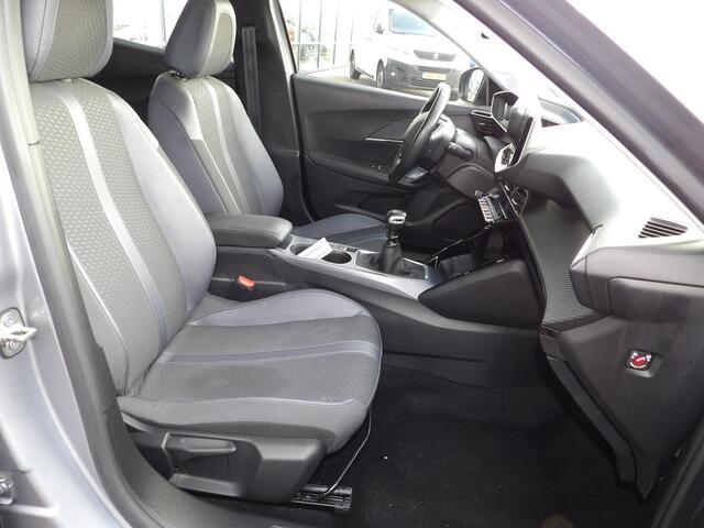Peugeot 2008 1.2 PureTech Allure Airco Camera Carplay