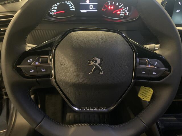 Peugeot 2008 1.2 PureTech Allure Pack 100PK NAVIGATIE-PARKEERSENSOREN-CLIMATE CONTROL