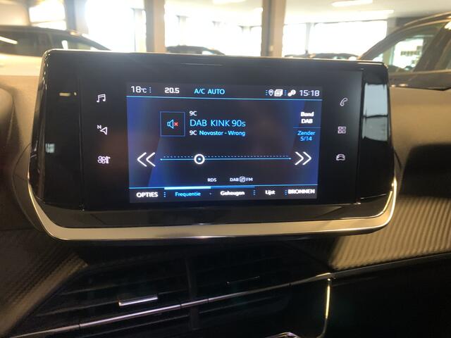 Peugeot 2008 1.2 PureTech Allure Pack 100PK NAVIGATIE-PARKEERSENSOREN-CLIMATE CONTROL