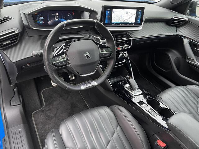 Peugeot 2008 1.2 PureTech GT Pack Automaat | Trekhaak | Panoramadak | Nappa Leder | Stoelverwarming | 360° Camera | Massagestoel | Rijklaarprijs!