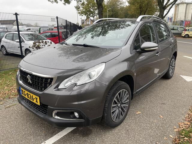 Peugeot 2008 1.2 PureTech Blue Lion | Panoramadak | Full Options | Trekhaak