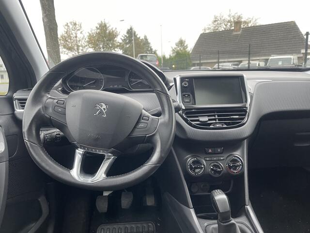 Peugeot 2008 1.2 PureTech Blue Lion | Panoramadak | Full Options | Trekhaak