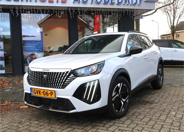 Peugeot 2008 130 Pk benzine * AUTOMAAT * EAT8 * Super Luxe en Sportieve Allure uitvoering * Draadloos Google Maps Navigatie & Spotify via eigen telefoon * Keyless Entry & Start Button * Climate & Cruise Control * L.M. Velgen * Achteruitrij Camera * Vingerhoets; Vierde