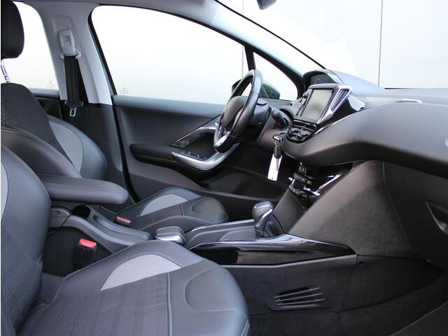 Peugeot 2008 1.2 PureTech Allure Automaat | Navi / Camera / Climate