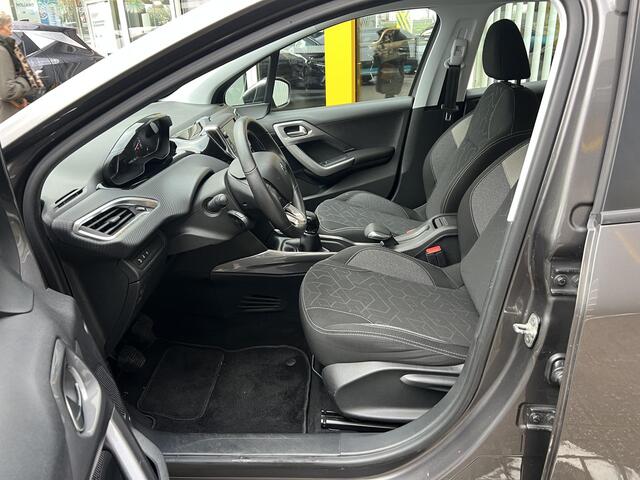Peugeot 2008 1.2 PureTech Active | Trekhaak | Parkeersensoren | Cruise Control |