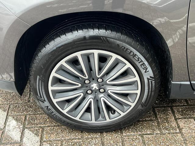 Peugeot 2008 1.2 PureTech Active | Trekhaak | Parkeersensoren | Cruise Control |