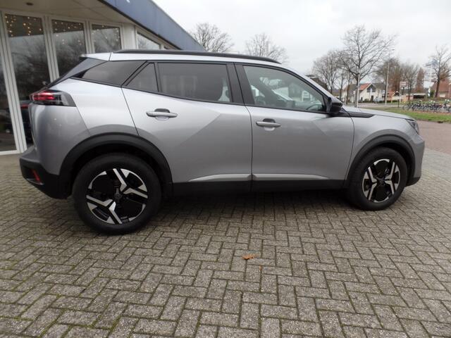 Peugeot 2008 1.2 Hyb 136 Allure