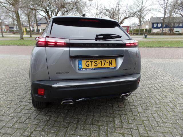 Peugeot 2008 1.2 Hyb 136 Allure