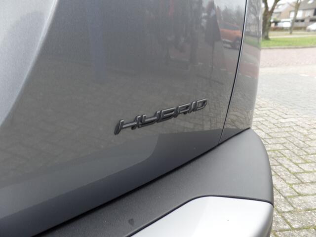 Peugeot 2008 1.2 Hyb 136 Allure