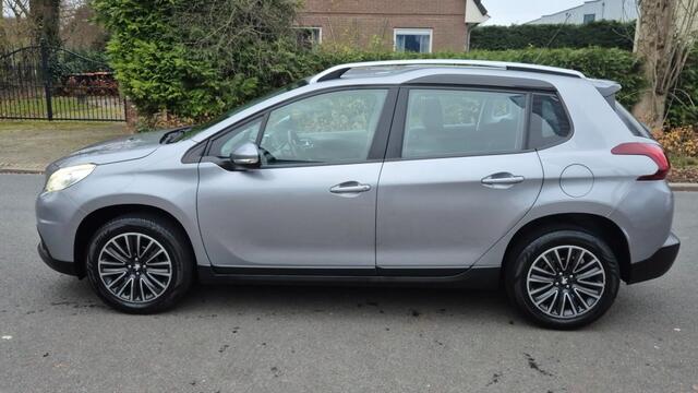 Peugeot 2008 1.2 Pure Tech Allure*Trekhaak*Navigatie*
