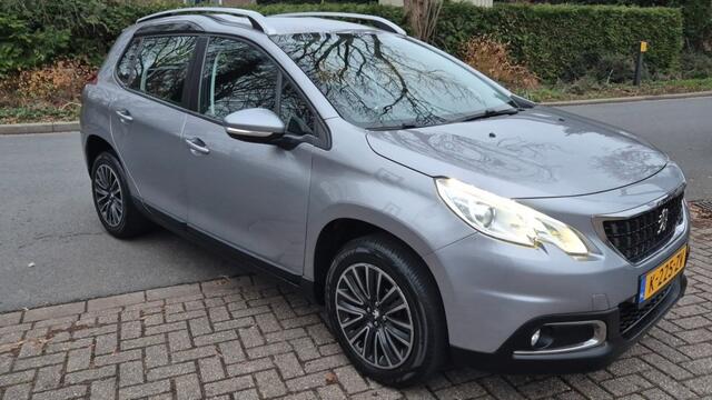 Peugeot 2008 1.2 Pure Tech Allure*Trekhaak*Navigatie*