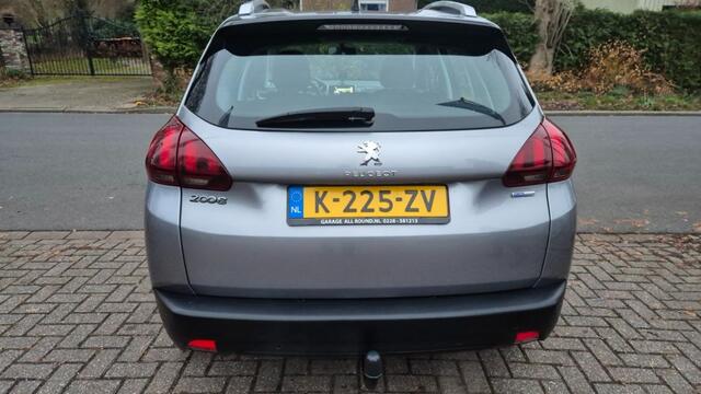 Peugeot 2008 1.2 Pure Tech Allure*Trekhaak*Navigatie*