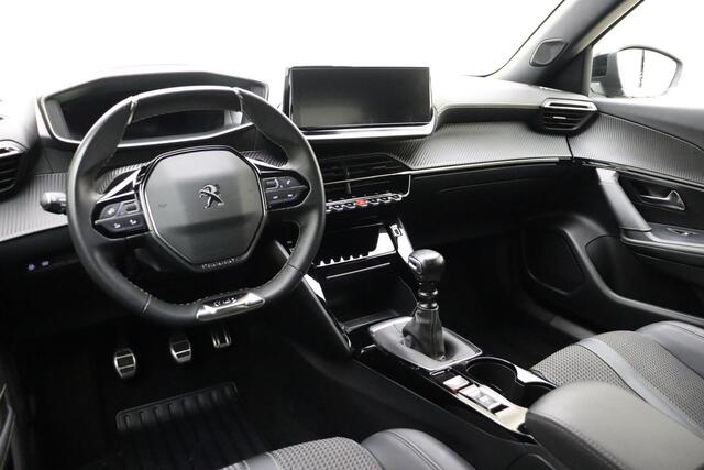 Peugeot 2008 1.2 PureTech GT 130 PK | Handgeschakeld | Camera | Dodehoekdetectie | Start/stop | Climate Control | Voorraad | 1e eigenaar